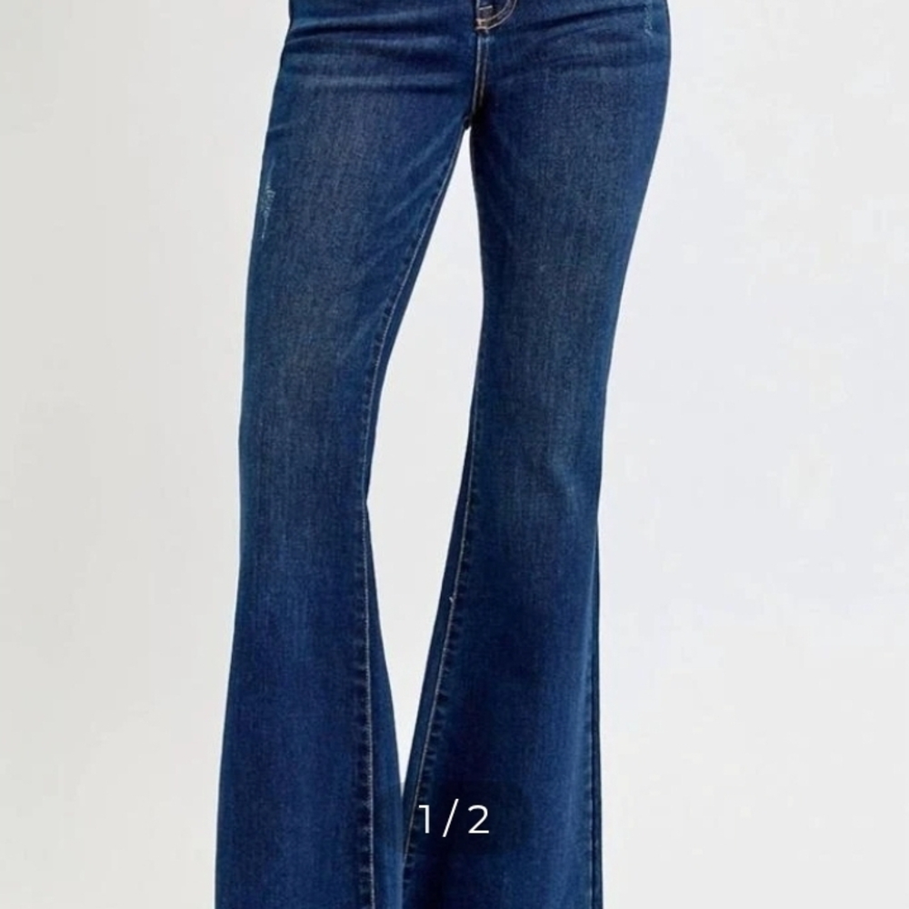 RISEN Women’s High Rise Flare Frayed Hem Jean With Belt In Blue